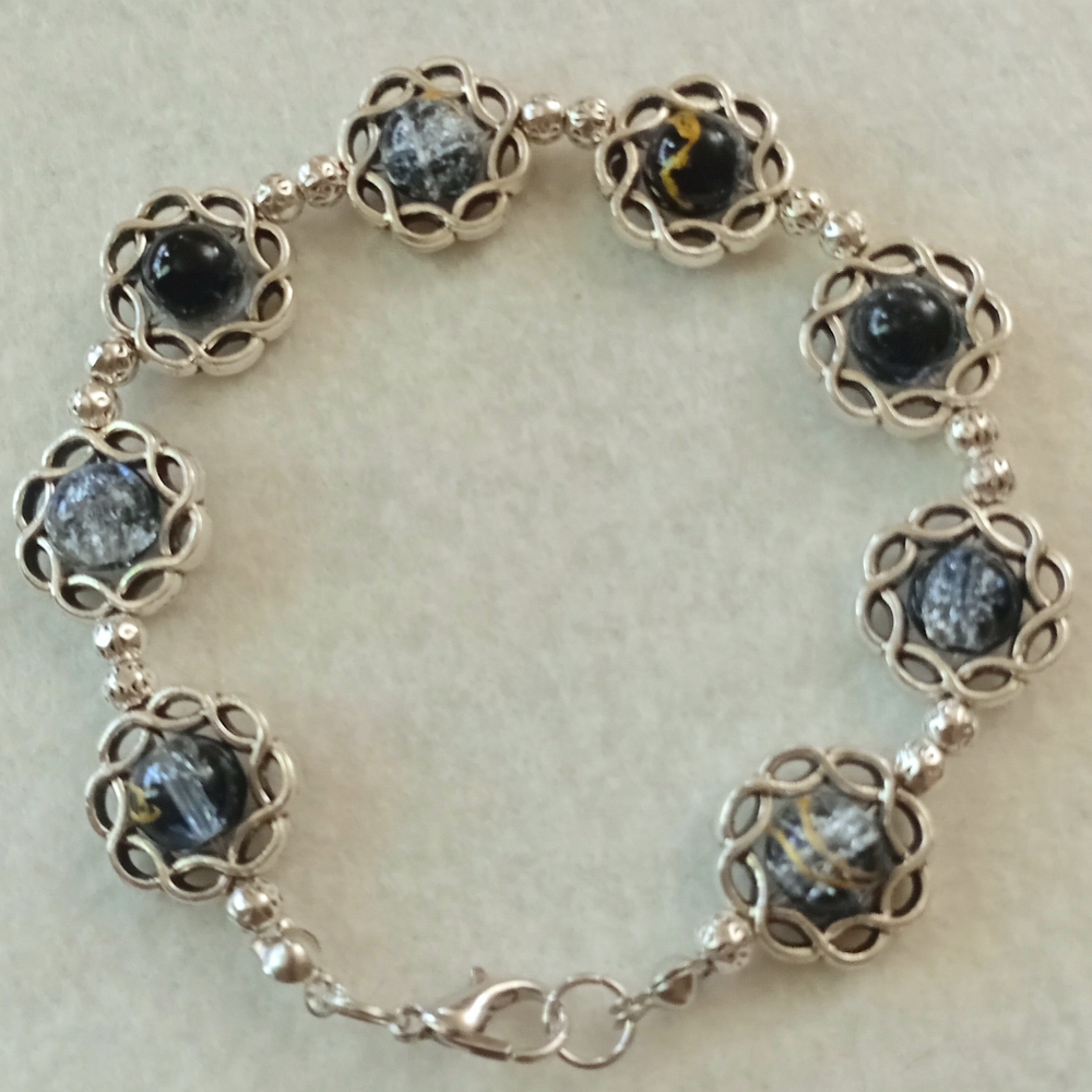 Elegant Black and Silver Bracelet